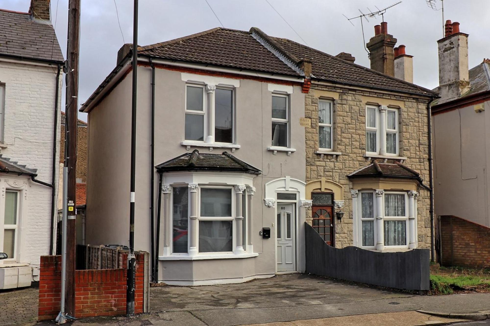 Beautiful Spacious Four Bedroom House With Parking For 2 Cars, 5 Minute Walk To Southend Station 外观 照片